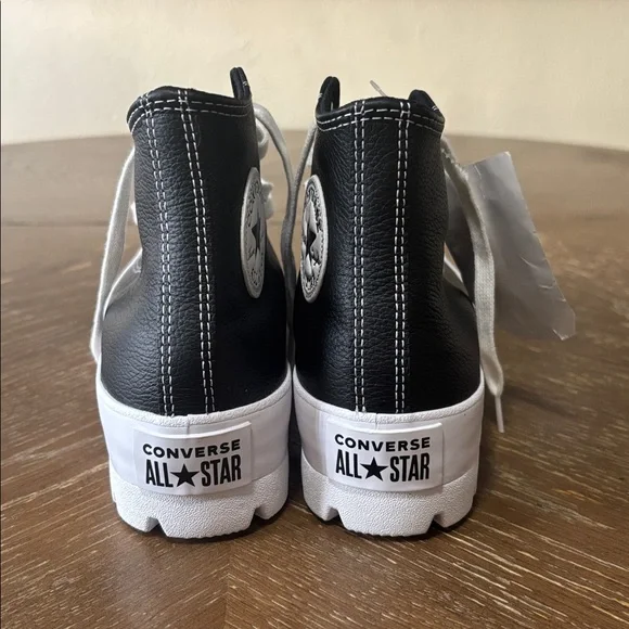 Converse Chuck Taylor All Star Lugged Leather Platforms Sneakers 567164C - Picture 7 of 13